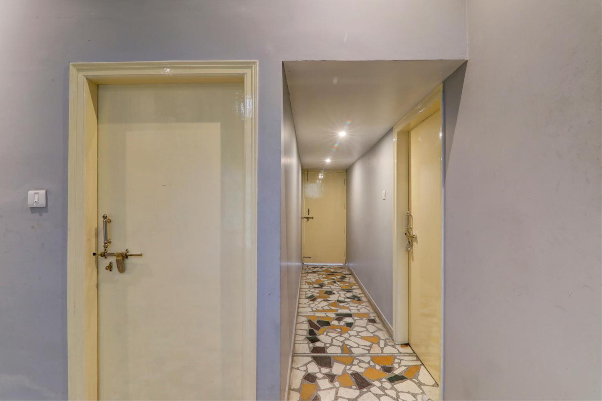Hotel O Flagship Adbhut Moment Hotel Bénarès Extérieur photo
