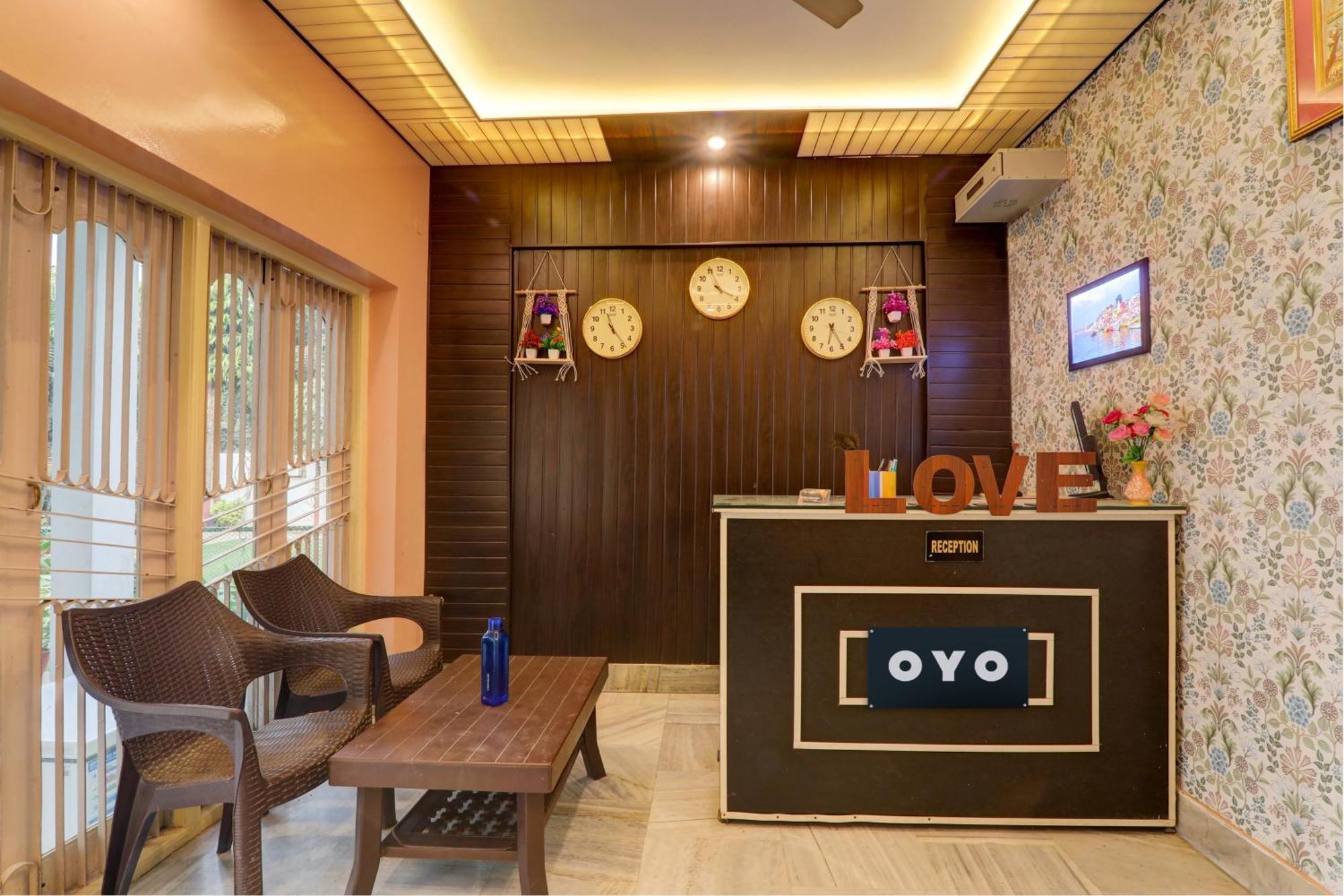 Hotel O Flagship Adbhut Moment Hotel Bénarès Extérieur photo