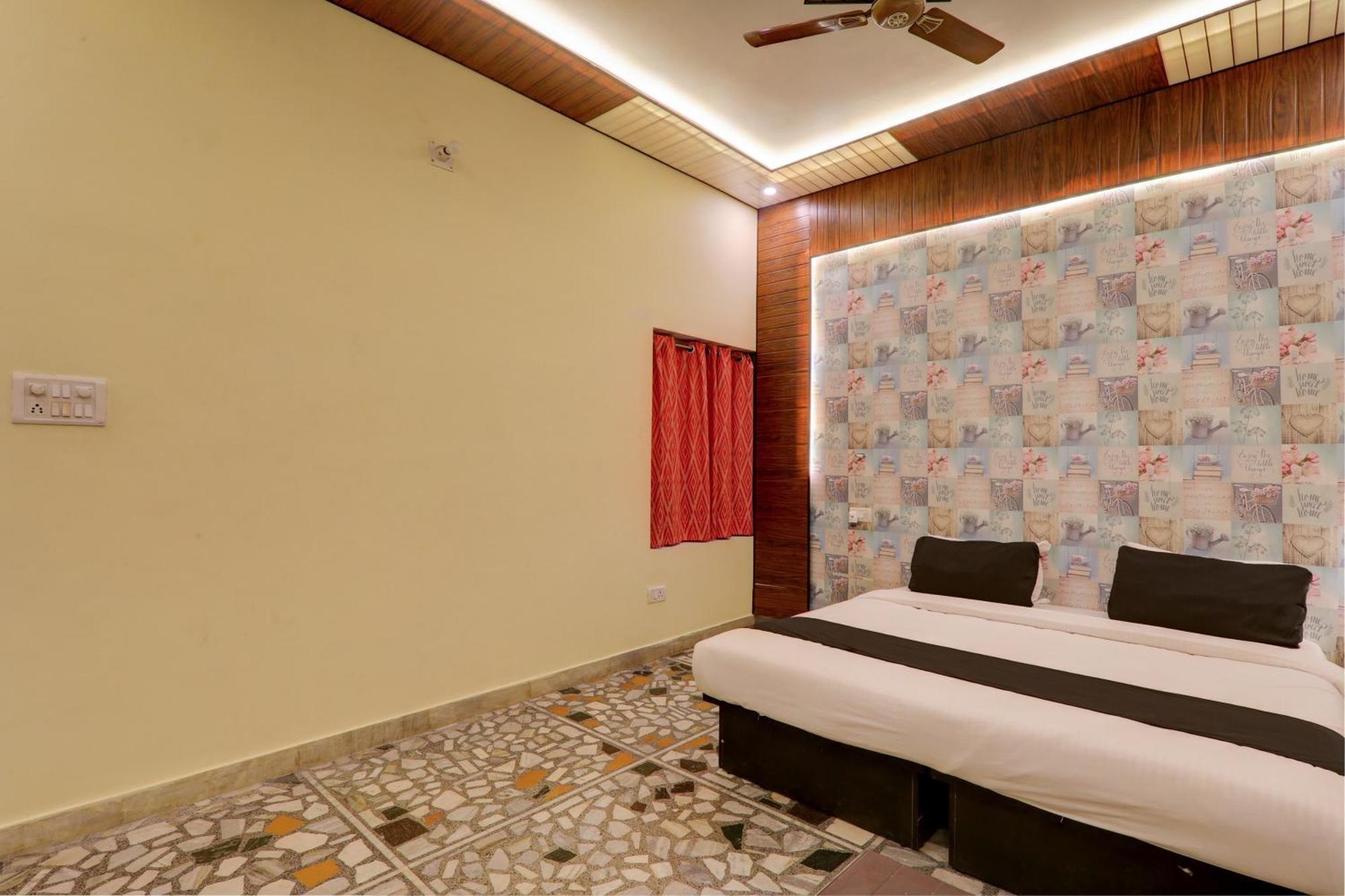 Hotel O Flagship Adbhut Moment Hotel Bénarès Extérieur photo