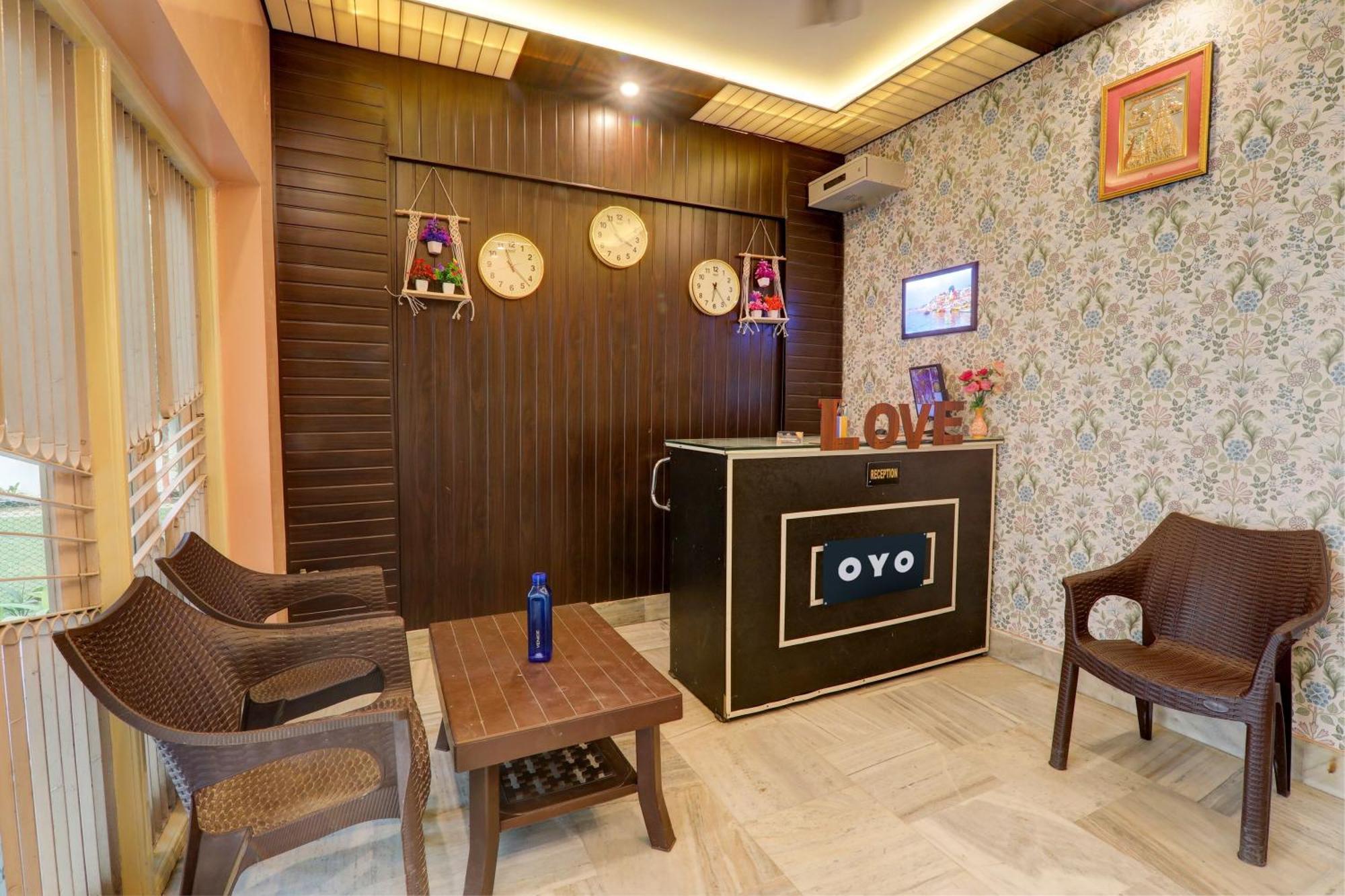 Hotel O Flagship Adbhut Moment Hotel Bénarès Extérieur photo